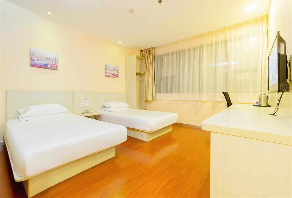 Hanting Express Shenzhen Bao'An Airport Fuyong Branch Exterior photo